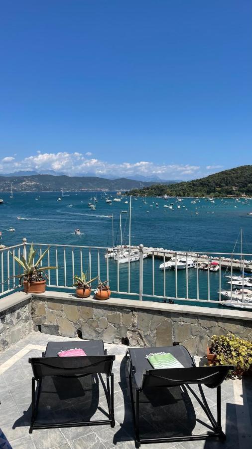 Seafront Rooftop Flat W/ Terrace Porto Venere Luaran gambar