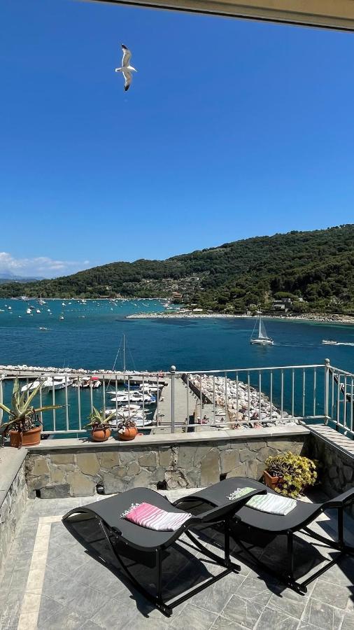 Seafront Rooftop Flat W/ Terrace Porto Venere Luaran gambar
